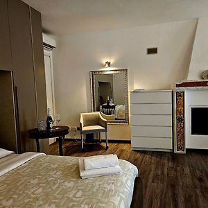Studio met een King Size Bed